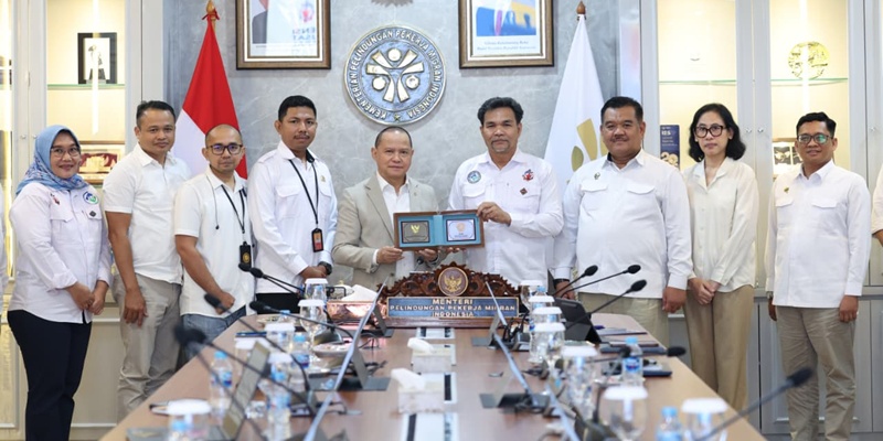 Menteri P2MI Didesak Terbitkan Aturan Transisi SIUKAK-SIP3MI