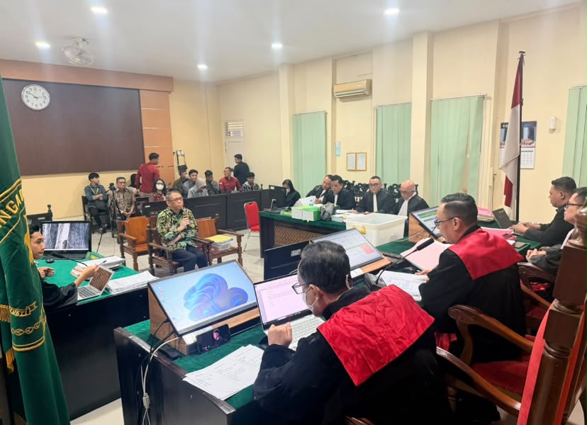 Sutarmidji Hadir Sebagai Saksi Di Sidang Hibah Mujahidin, Pertanyakan Dasar Kerugian Negara Rp9,7 Miiliar