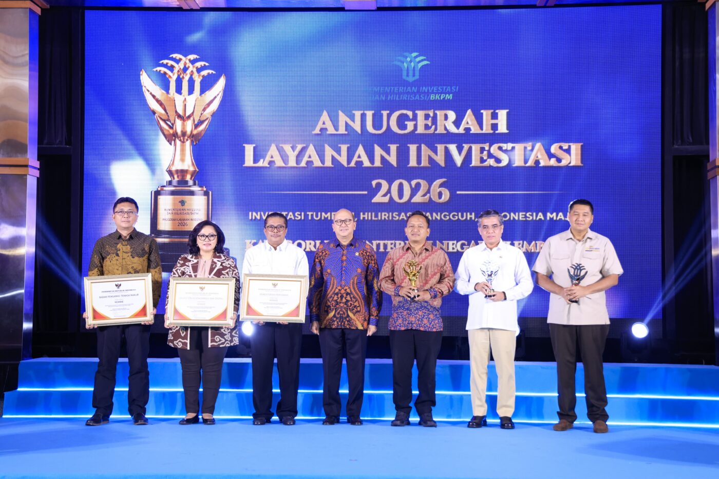 Kemnaker Raih Terbaik II Anugerah Layanan Investasi 2026