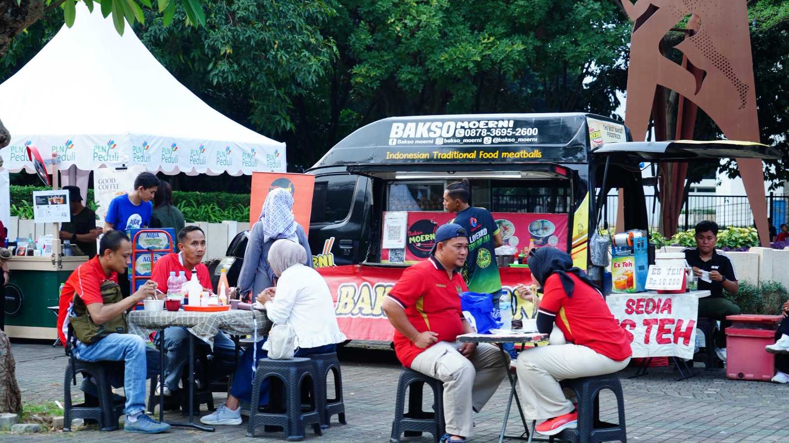 Bawa Semangat Lokal ke Panggung Internasional: PLN Fasilitasi UMKM Binaan di Plaza Timur GBK pada Ajang FIFA ASEAN Cup 2026