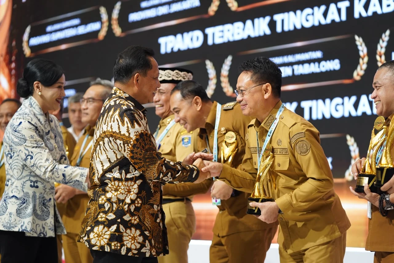 Kado Hari Jadi ke-255, Pemkot Pontianak Raih TPAKD Award 2026 Terbaik Tingkat Kota