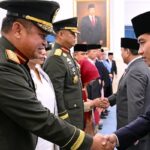 Maruli Berjabat Tangan dengan Gibran