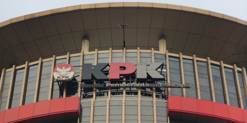 Pejabat Pemkab Lombok Barat hingga Asisten Direktur Sheraton Surabaya Dipanggil KPK