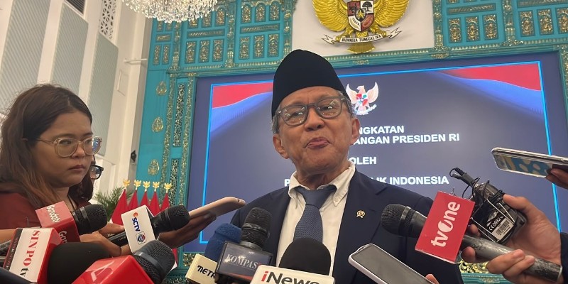 Rocky Gerung Masuk Istana Bukan untuk Berhenti Mengkritik
