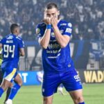Persib Naik Peringkat Usai Tahan Imbang Dewa United