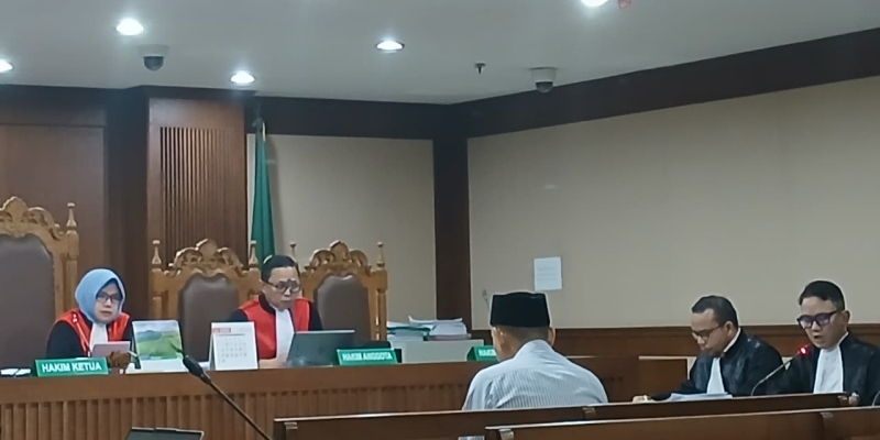 Bantah Terima Suap, Mantan Ketua Ombudsman Minta Dibebaskan dari Dakwaan
