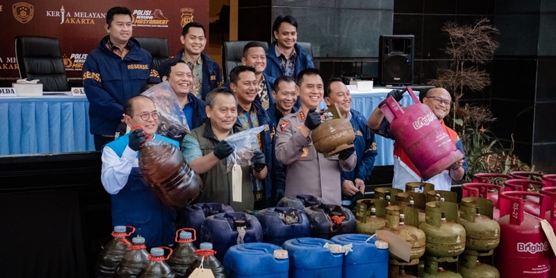 Pelaku Penimbunan Solar Subsidi dan LPG Oplosan Diringkus Polisi