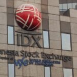 Tertekan di Awal Perdagangan, IHSG Melemah Lebih dari 2 Persen