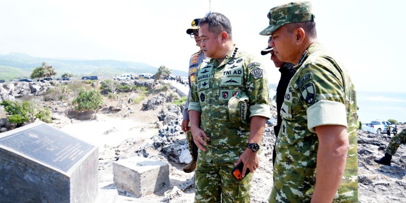 Jenderal Maruli Tinjau Kawasan Perbatasan di Pulau Rote