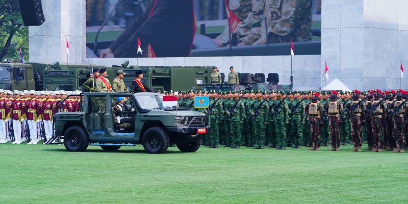 Jenderal Agus Subiyanto Tinjau Gladi Bersih Upacara HUT Ke-81 TNI