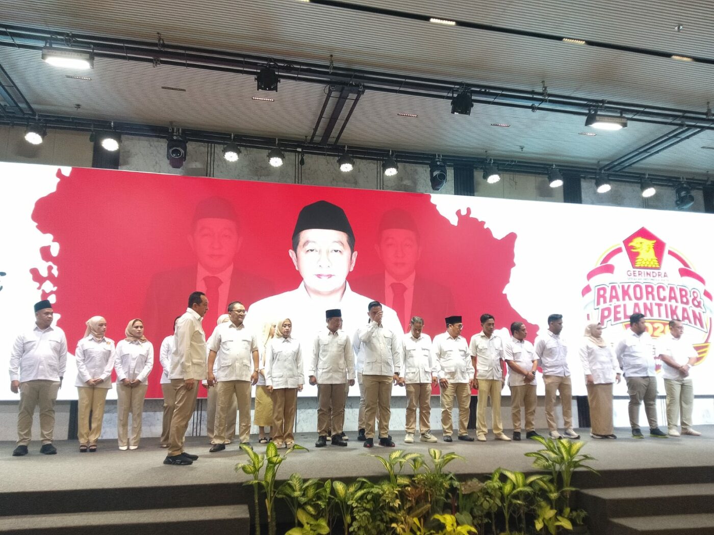 Yoggy Perdana Putra Dikukuhkan Jadi Ketua DPC Gerindra Kota Pontianak Periode 2026–2030