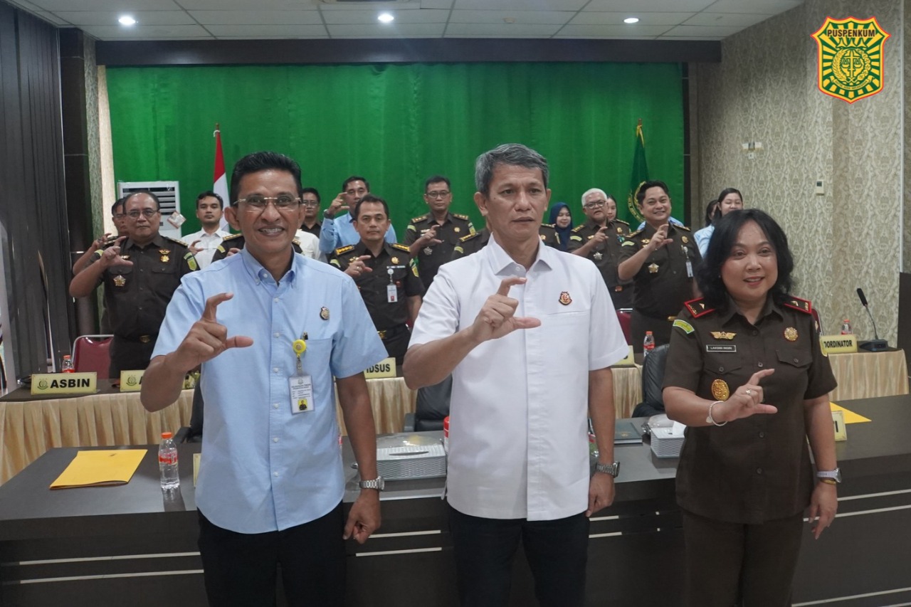 Resmi Luncurkan SIKAWAN DAYAK, Kejati Kalbar Perkuat Perlindungan Hak Keperdataan Perempuan dan Anak Masyarakat Adat di Kalimantan Barat