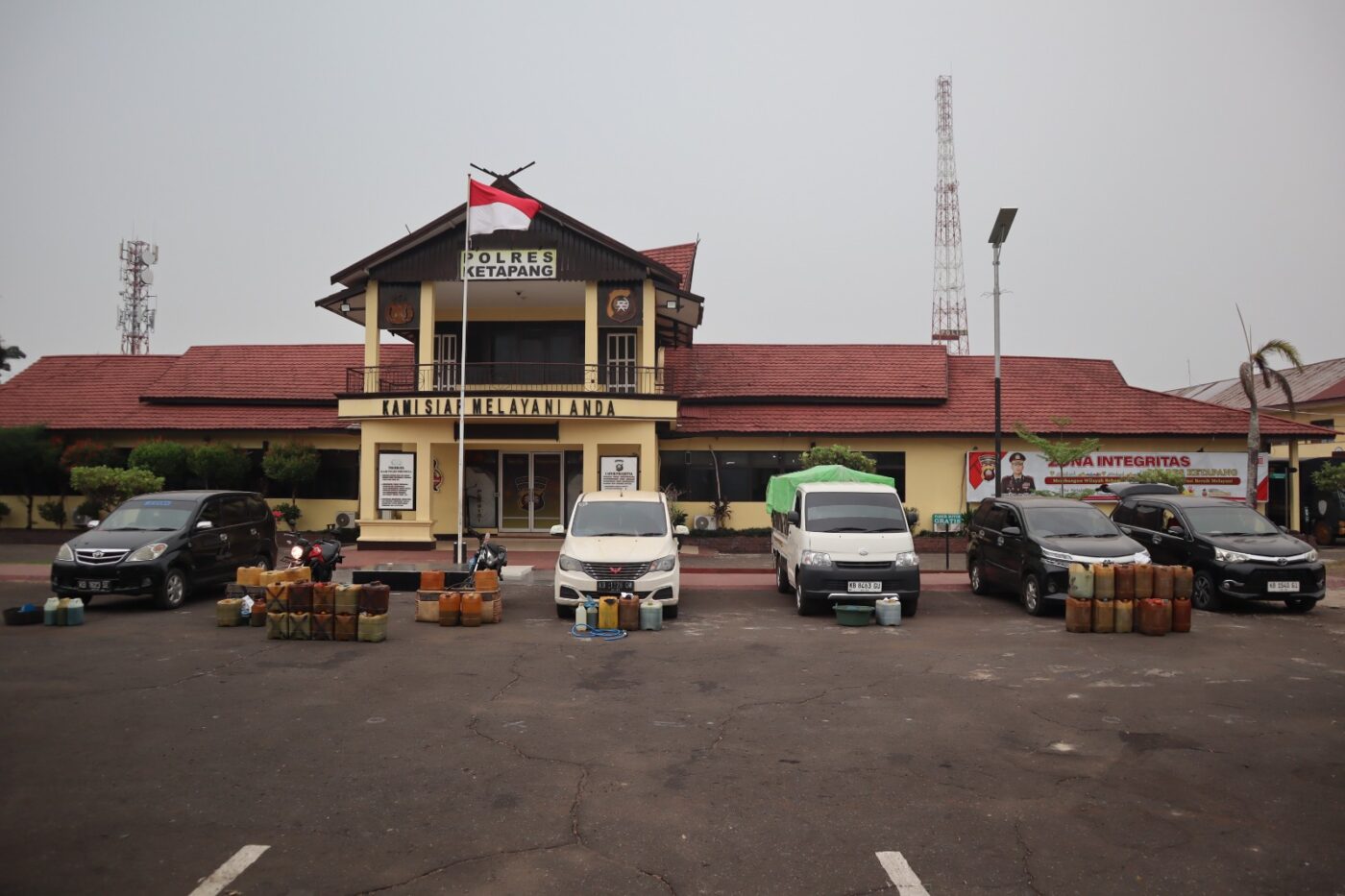 Polres Ketapang Ungkap Dugaan Penyalahgunaan BBM Dan Amankan Sejumlah Barang Bukti