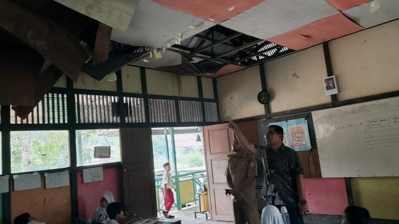 122 Siswa Belajar di Sekolah Rusak, DPRD Sambas Turun Tangan: Di Mana Pengawasan Disdikbud?