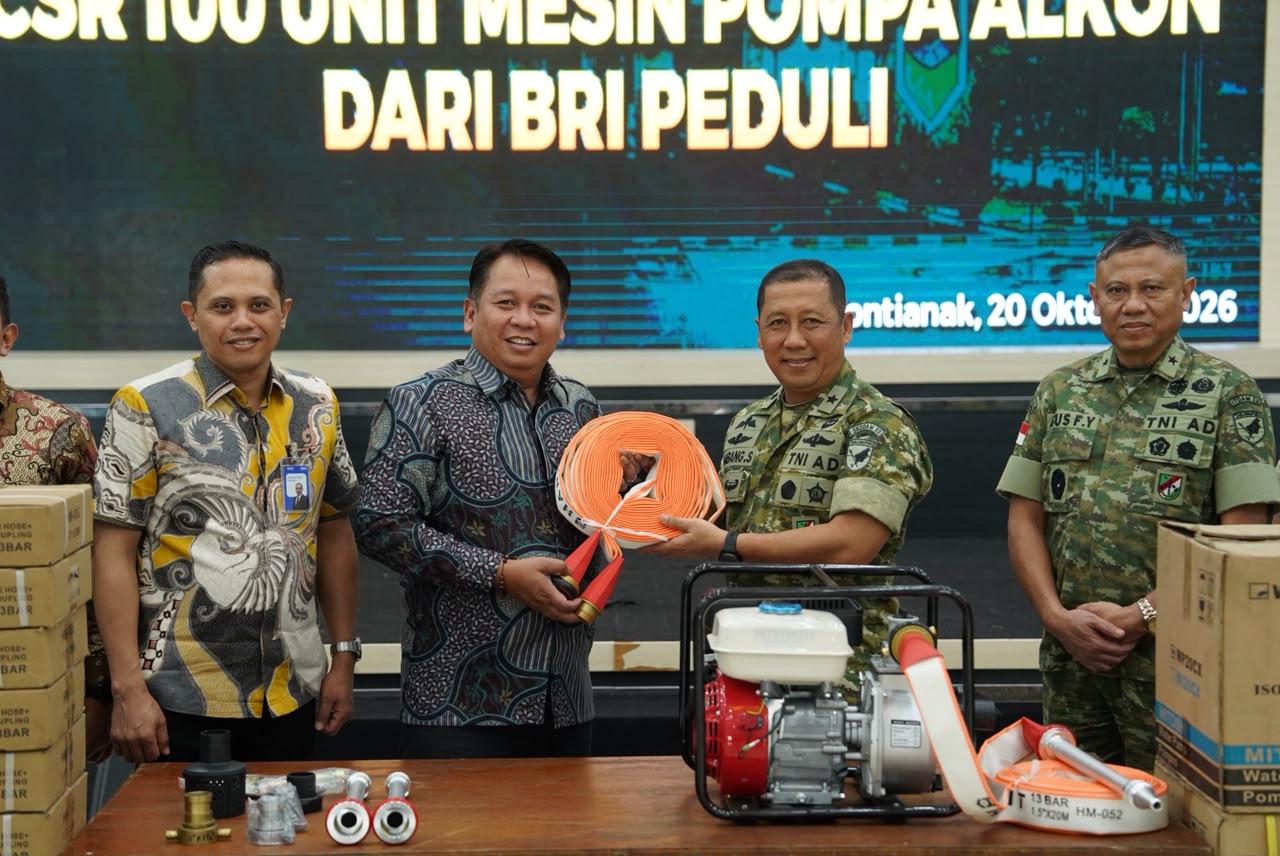 Peduli Karhutla, BRI Serahkan 100 Unit Mesin Pompa Alkon Ke Kodam XII/Tpr