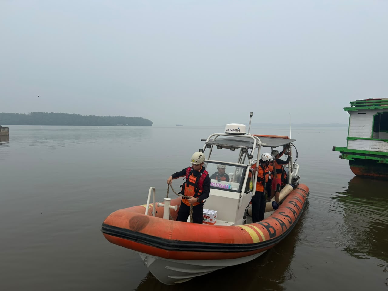 Diduga Diterkam Buaya, Pemancing 60 Tahun Hilang di Sungai Kerawang